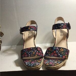 Lifestyle Velocity 2.0  Women's Floral Espadrilles - Black Multi